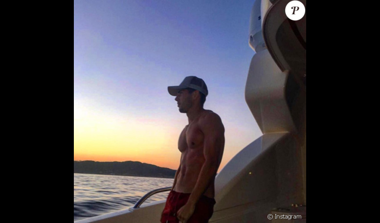 Luca Zidane: Abdos béton, sourire ravageur... le fils de Zizou est une bombe !