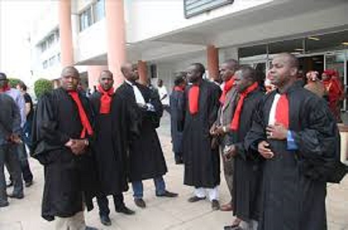 Grève dans la justice : Le Sytjust donne un ultimatum de 21 jours au Garde des Sceaux Me Sidiki Kaba, faute de quoi …