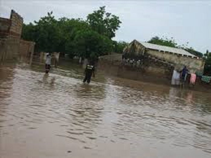 ​Touba – Fortes pluies: le bassin de Keur Niang déborde, des maisons inondées