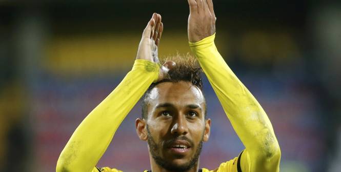 Pierre-Emerick Aubameyang redemande «la paix» au Gabon