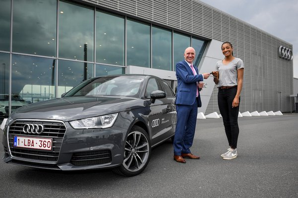 Nafi Thiam dévoile des anneaux en or sur sa nouvelle voiture pour fêter son titre olympique