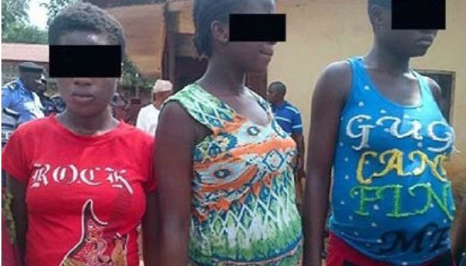 ​3 Filles d’une même famille tombent enceinte après avoir utilisées la serviette de leur père