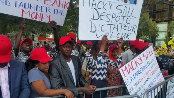 Photos: Macky hué à New York