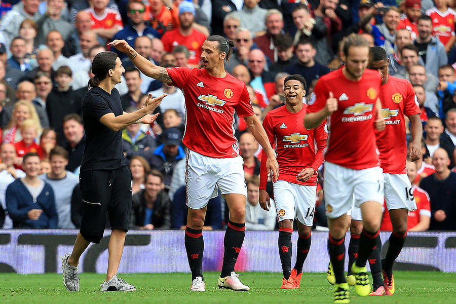 Zlatan Ibrahimovic et son double