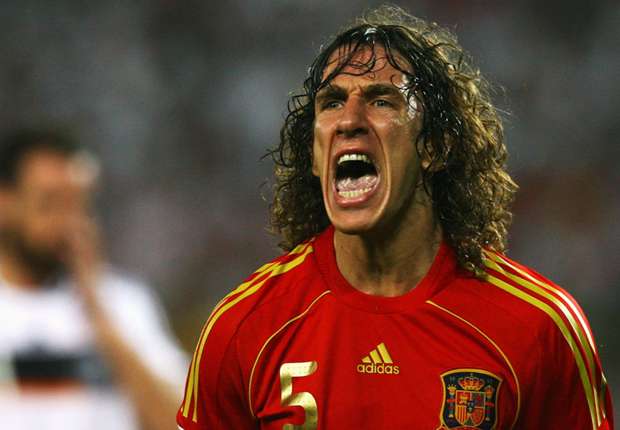 Espagne, Puyol prend la défense de Piqué