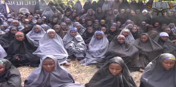 Nigeria : le groupe jihadiste Boko Haram libère 21 lycéennes de Chibok, enlevées il y a deux ans
