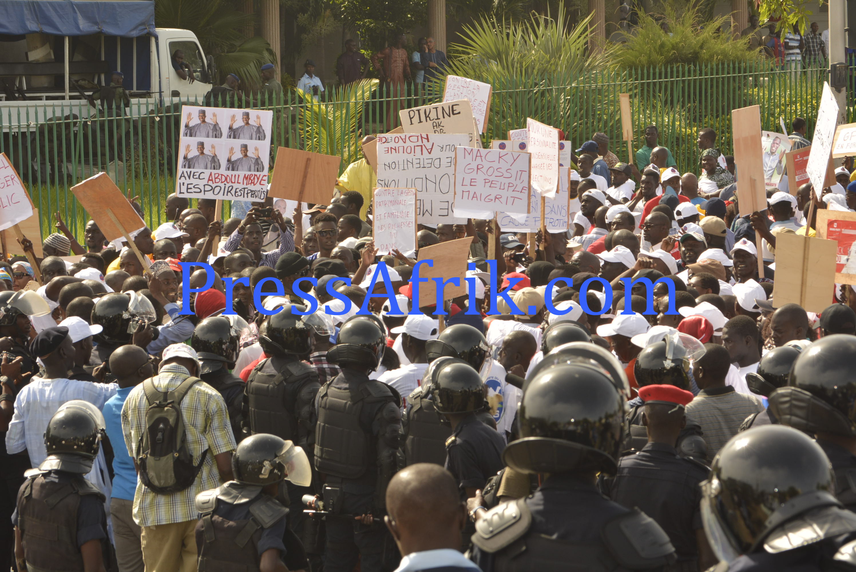 Les images de la mobilisation du Front Wattu Senegaal