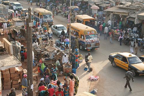 Tension au marché de Thiaroye : un blessé grave, une vingtaine d’arrestations chez les commerçants