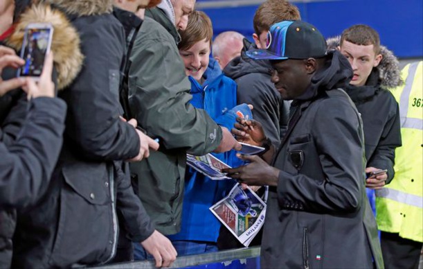 EVERTON: les Fans soutiennent Baye Omar Niasse