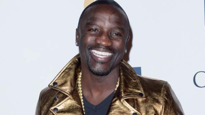 Akon s'insurge contre le manque d'électricité au Liberia