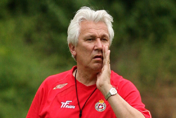 CAN 2017 : Le Sénégal peut battre l'Algérie, selon Henry Kasperczak