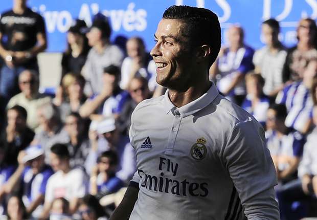 Sir Alex Ferguson : "Il n’y a personne de mieux que Cristiano Ronaldo pour le Ballon d’Or"