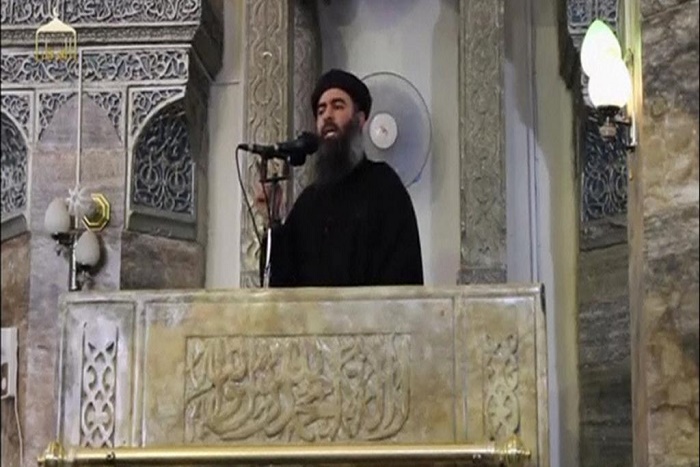 Irak: al-Baghdadi appelle ses troupes à tenir Mossoul que fuient les civils