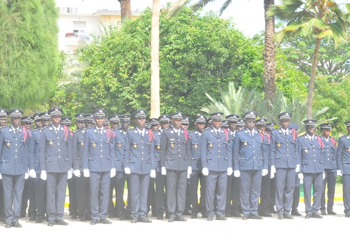 Présentation de drapeau à la 43ème promotion de l’ENP: La leçon du Commissaire Ousmane Guèye aux nouveaux policiers