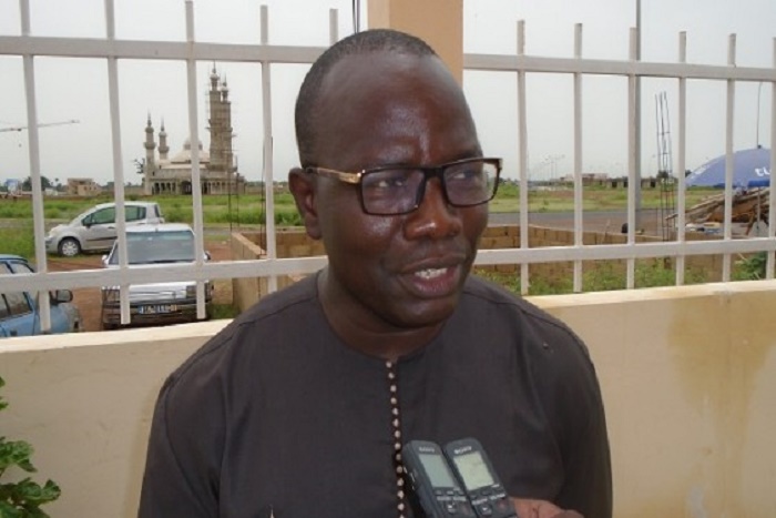 Lenteurs dans les inscriptions à Thiès : 3 maires envahissent la commission