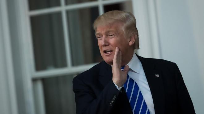 Etats-Unis : le gouvernement Trump ne poursuivra pas Hillary Clinton pour l'affaire des e-mails