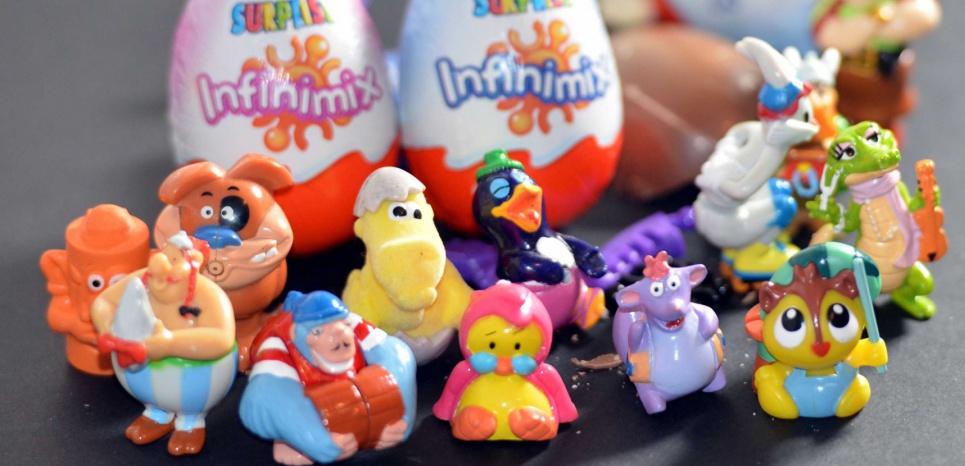 Kinder accusé de faire confectionner ses jouets par des enfants roumains