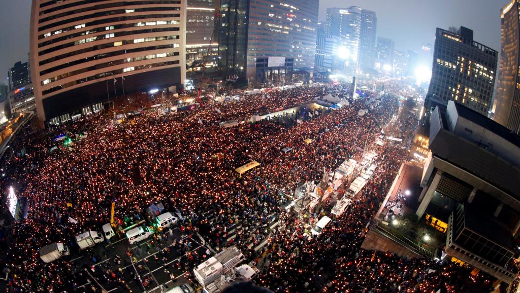 Corée du Sud: une marée humaine à Séoul contre la présidente