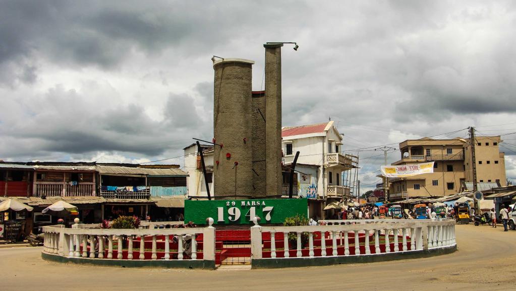 Francophonie: Hollande reconnaît les crimes commis par la France en 1947
