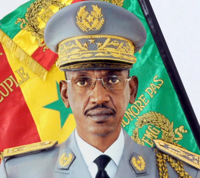 Retraite: l'hommage des Forces armées au CEMGA Mamadou Sow