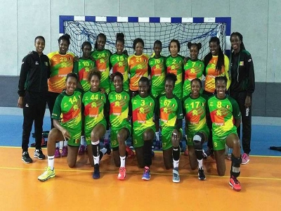 CAN féminine Handball: les "Lionnes" bouffent les "Eléphantes" et jouent la qualif demain