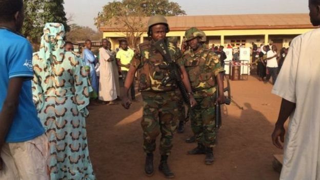 Les Ghanéens aux urnes