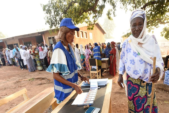 Ghana: premier tour de la présidentielle sur fond de tensions