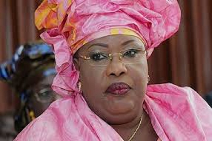 Gestion du secteur de l’Elevage : Macky félicite «Chaleureusement»son ministre de l'Elevage, Aminata Mbengue Ndiaye