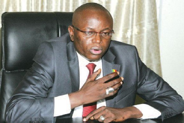 Vol des bagages des amis de Diouf et Anelka: les précisions du ministre des Sports, Matar BA