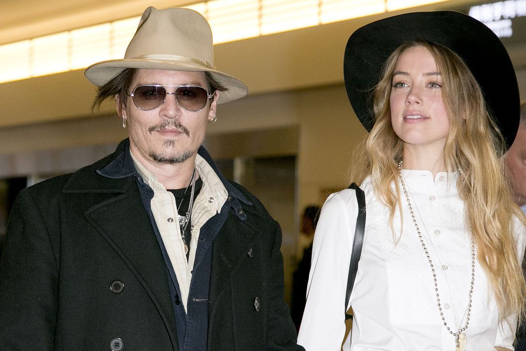 Johnny Depp réclame 100.000 dollars à Amber Heard
