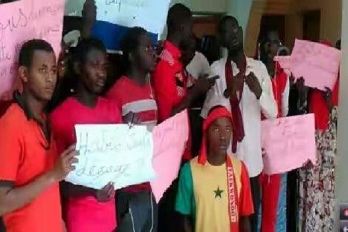 Soudan : les étudiants sénégalais restés deux ans sans bourses, séquestrent un policier sénégalais