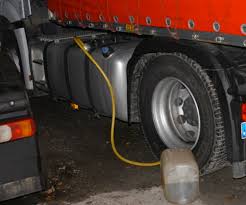 ​Vol de carburant : des chauffeurs de l'entreprise en charge de la construction de l’autoroute Illa-Touba,  arrêtés