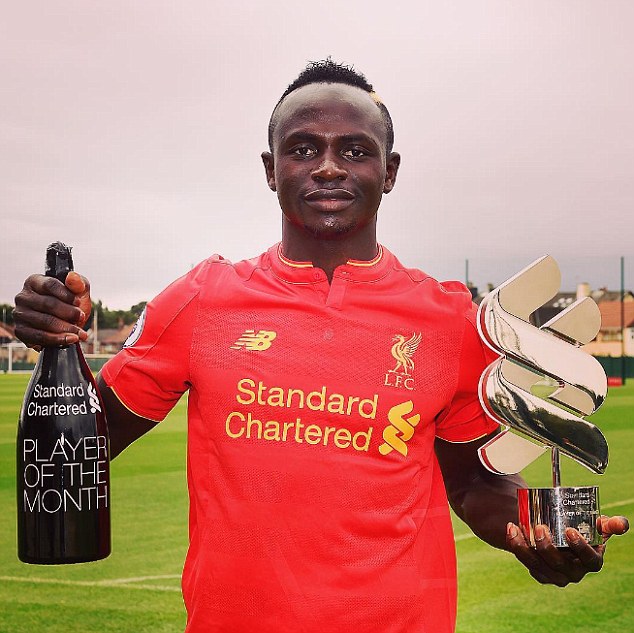 CAN 2017: Liverpool recrute un physio pour accompagner Sadio Mané