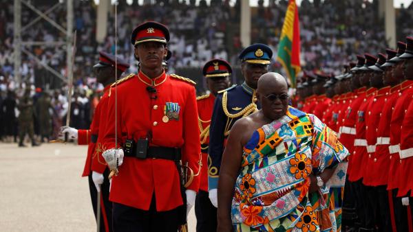 Ghana: cérémonie d'investiture de Nana Akufo-Addo haute en couleujr