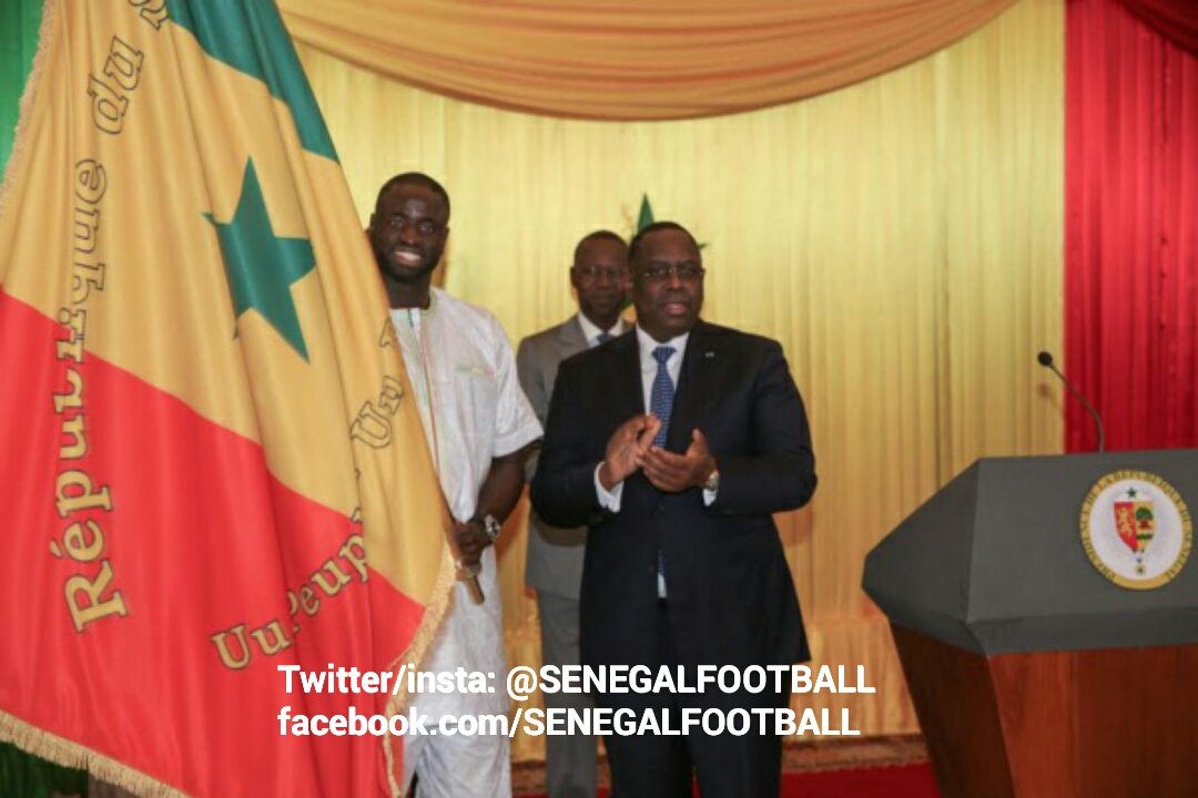 CAN 2017 : Macky Sall appelle à une union sacrée autour des Lions de la Téranga