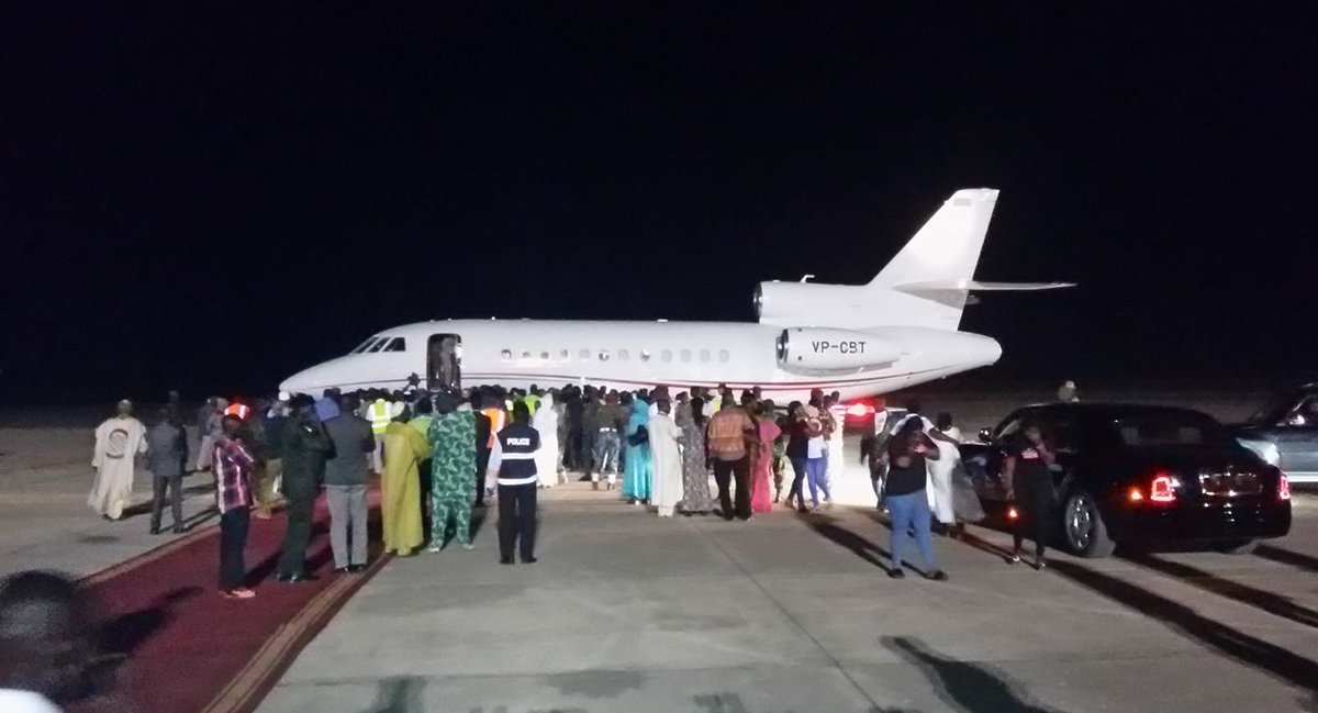 URGENT: Yahya Jammeh quitte enfin la Gambie, son avion vient de décoller, destination la Guinée