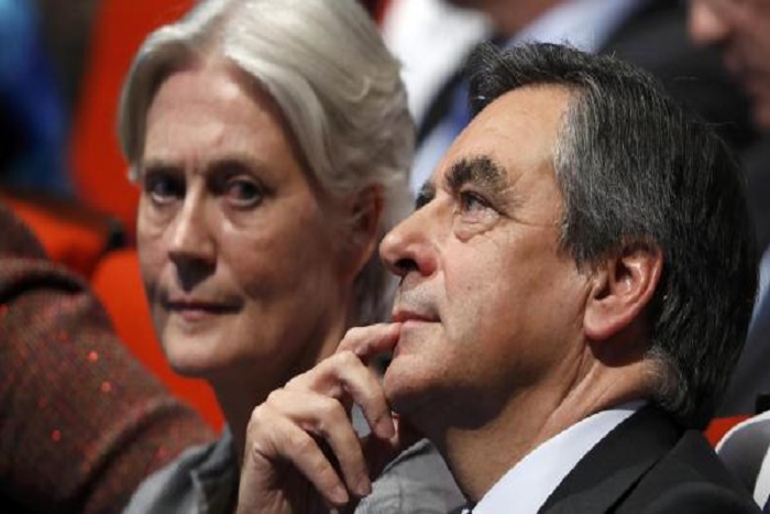 Penelope Fillon: ouverture d'une enquête pour emploi fictif