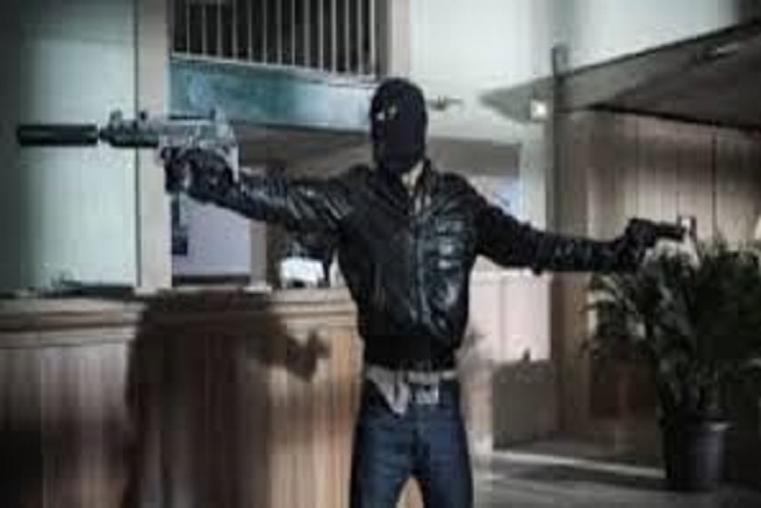 Braquage de l’agence Ecobank à Yeumbeul : l’arme du vigile et le coffre identifiés par la Police