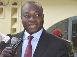 ​Tchad: Idriss Deby limoge son ministre des Finances