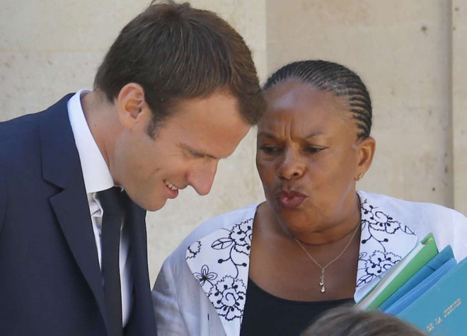 Taubira flingue Macron, "pur produit du système"