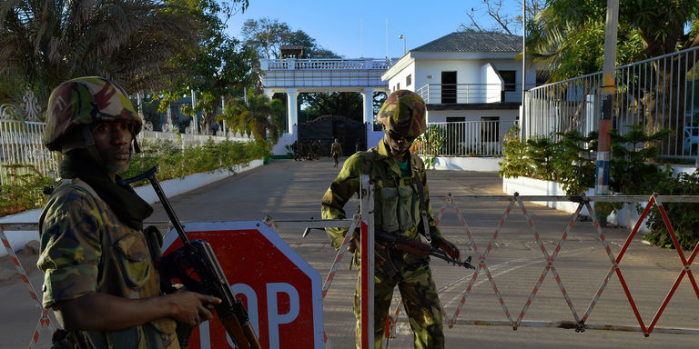 Gambie: le mandat des troupes de la Cédéao prolongé de trois mois