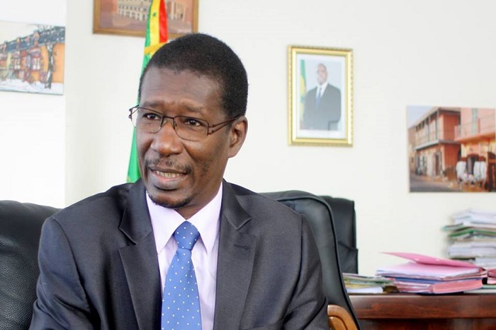 Pr Mary Teuw Niane-lenteur des Crous : «on ne peut pas bâcler des questions importantes pour… »