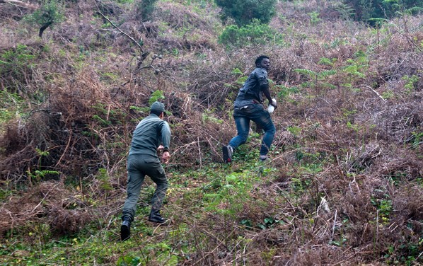 ​Maroc: 300 migrants ont forcé la frontière à Ceuta