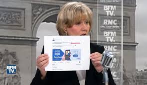 ​Marine Le Pen était en direct sur Facebook pendant un vote au Parlement européen, et ça a mis Nadine Morano en colère