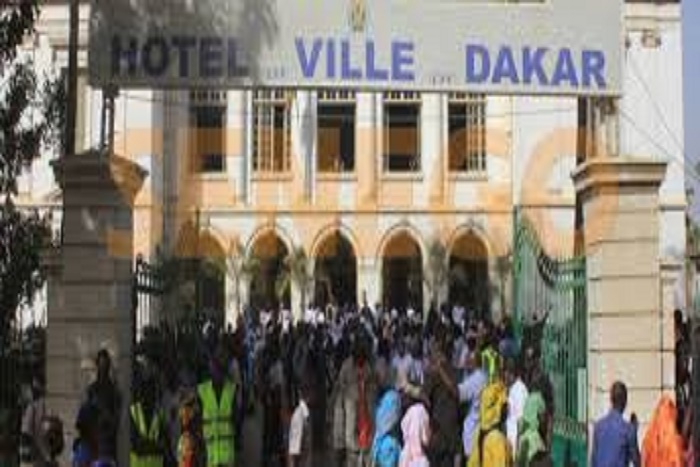 Point de presse de Khalifa Sall : forte mobilisation des militants pour soutenir leur maire