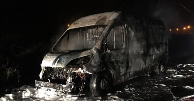 Minibus en flammes: 16 morts, 02 rescapés dont un enfant et une vieille dame