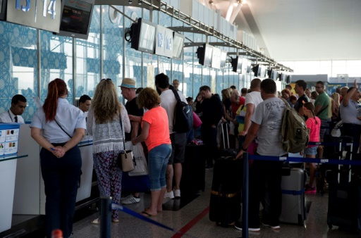 Tunisair suspend tous ses vols en raison de tensions sociales