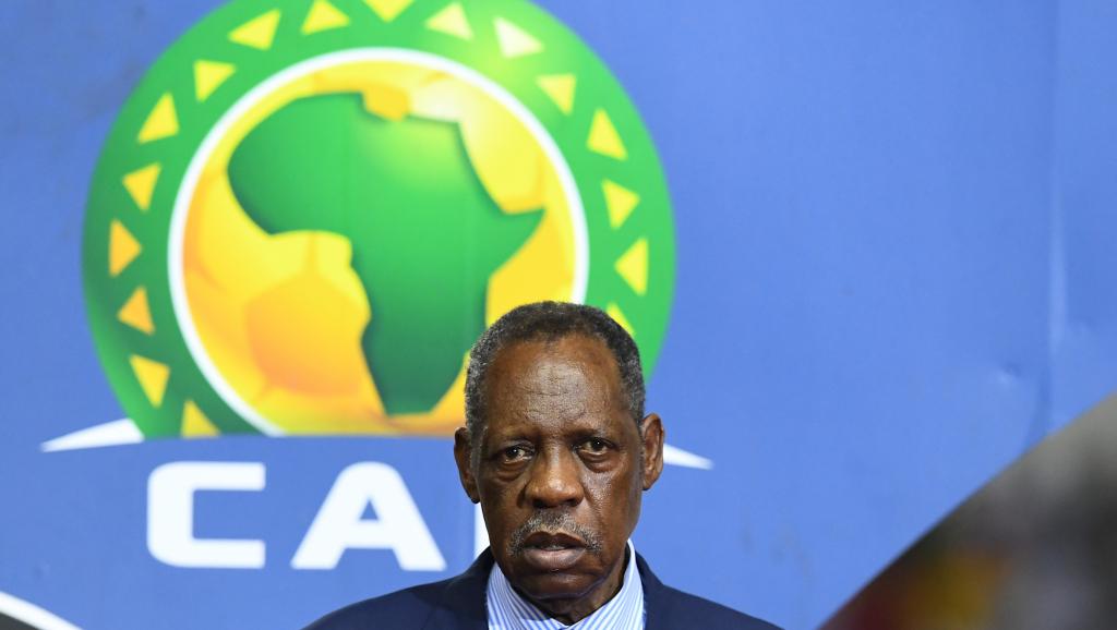 Foot africain: les 14 causes de la chute d’Issa Hayatou à la CAF
