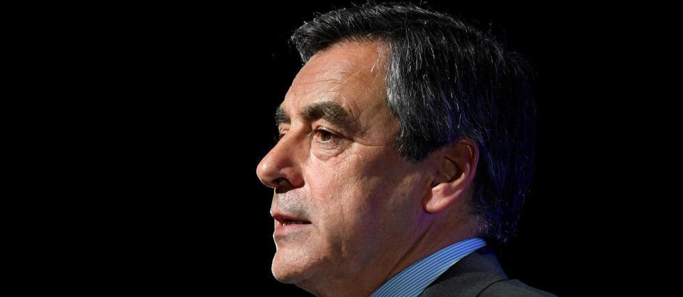 Pays basque : jets d'œufs et concert de casseroles pour accueillir Fillon