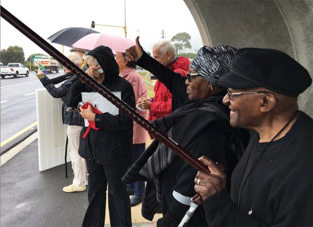 Afrique du Sud : Desmond Tutu se joint aux manifestants anti-Zuma